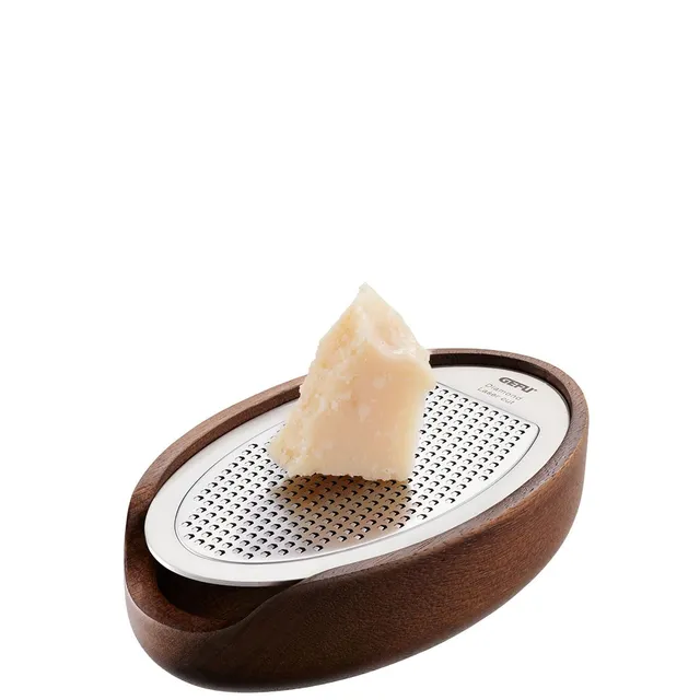 gefu-parmesanreibe-parmezo-feine-reibe-mit-diamond-laser-cut-akazienholz-schale- image 1