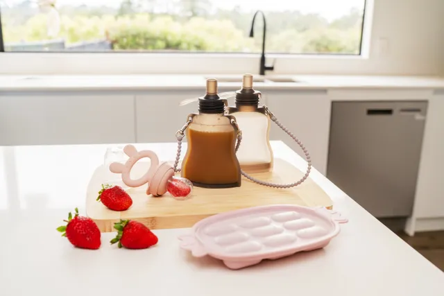 haakaa-f-tterungs-bundle-frischhaltef-tterer-silikon-beikostset-und-yummy-pouche image 1