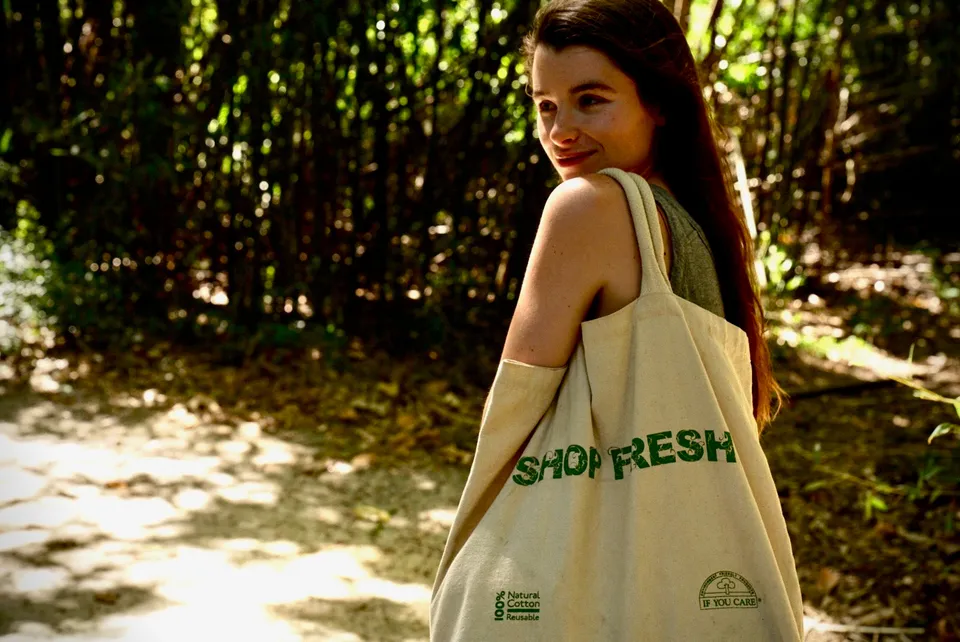 if-you-care-reusable-tote-bags-wiederverwendbare-tragetasche-kompostierbar image 1