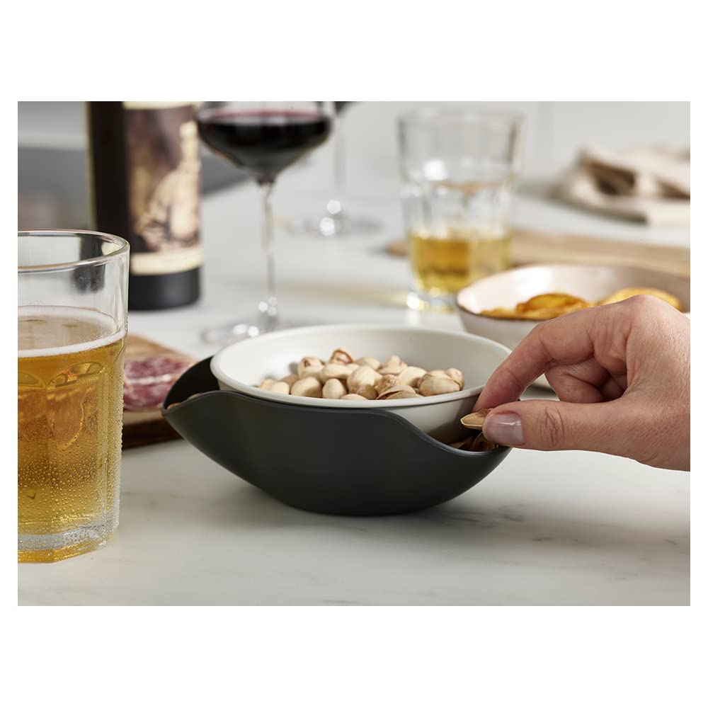 joseph-joseph-double-dish-servierschale-f-r-oliven-n-sse-grau-pistazie image 3
