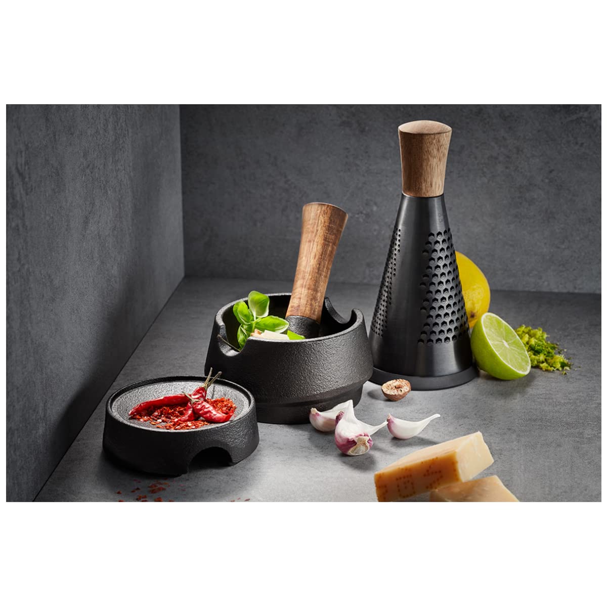 gefu-spicetower-x-plosion-gusseisen-set-mit-turmreibe-fein-grob-deckel-als-schal image 4