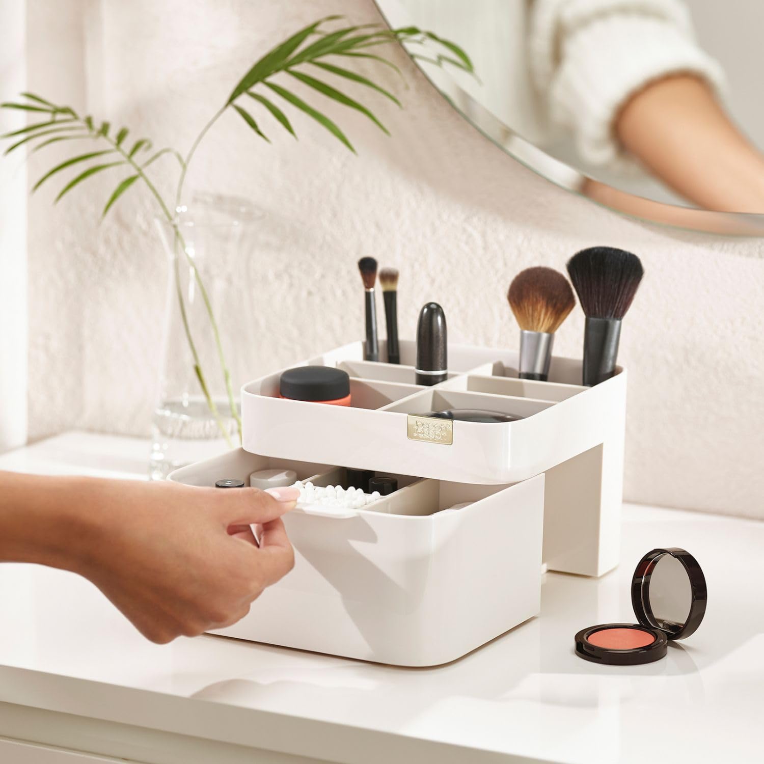 joseph-joseph-viva-kosmetik-organizer-mit-schublade-shell-medium image 7