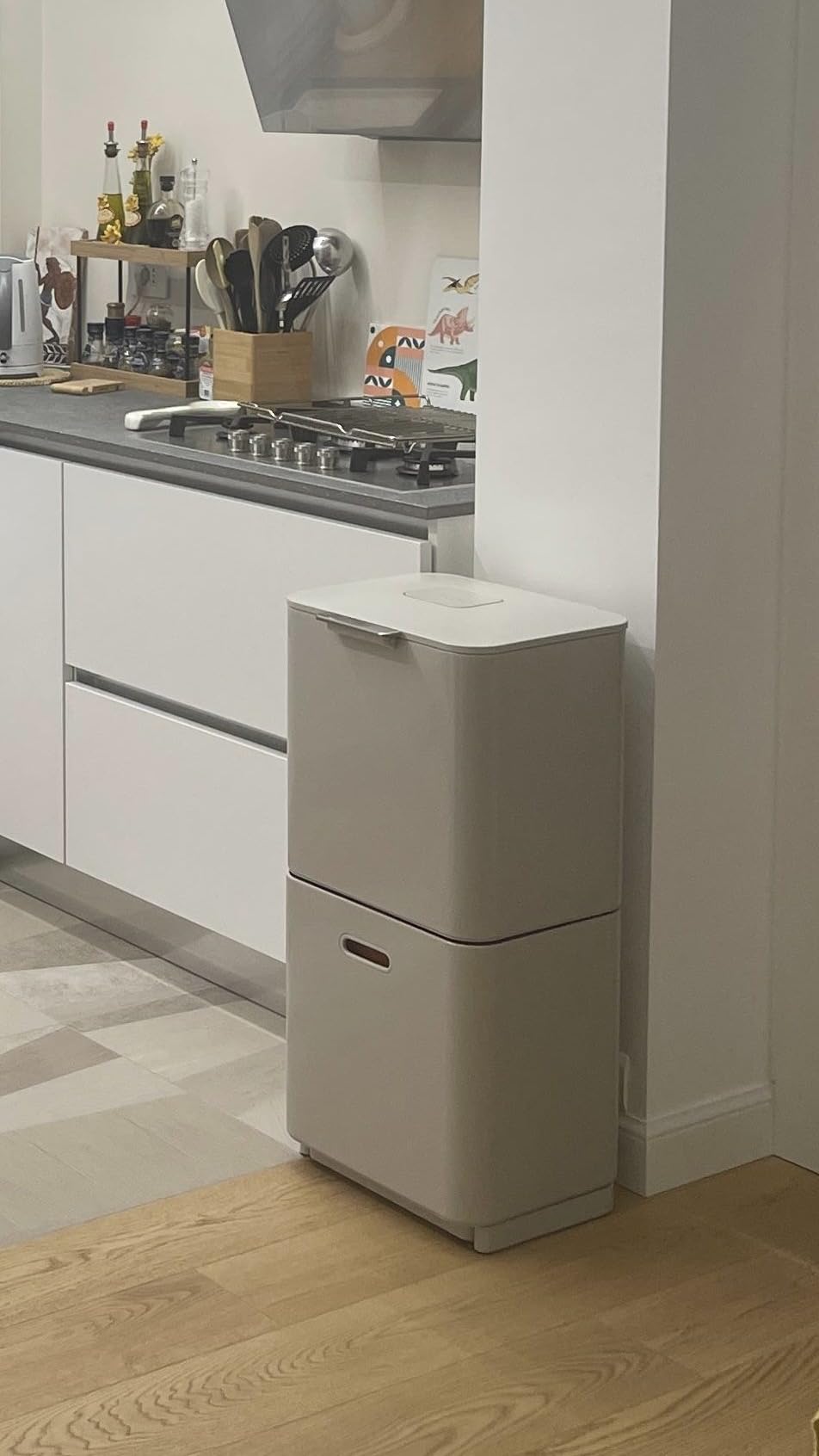 Riesiger Eimer mit durchdachtem System
