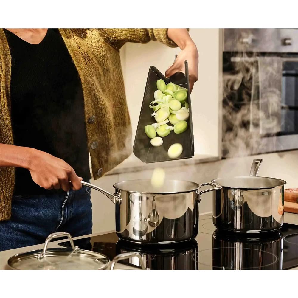 joseph-joseph-chop2pot-plus-faltbares-schneidebrett-mit-griff-gro-schwarz image 7