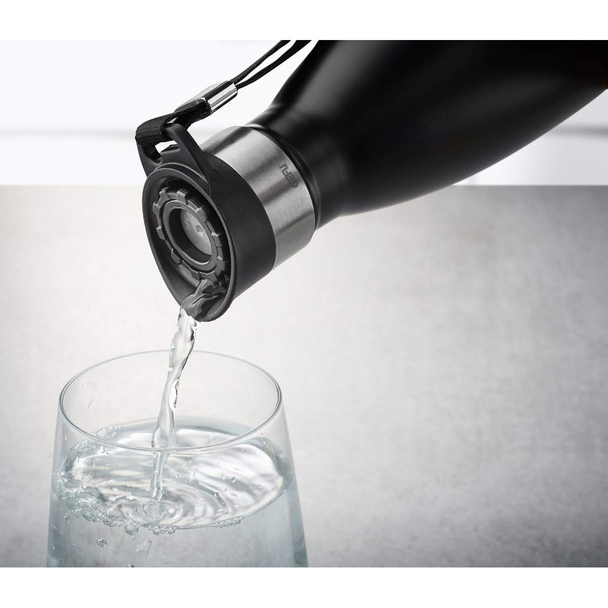 gefu-olimpio-thermoflasche-0-5-l-schwarz image 2