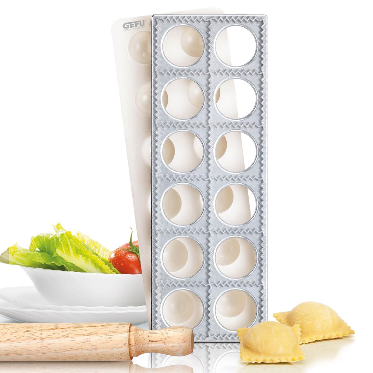 gefu-ravioli-maultaschenbrett-tasca-3-teilig-mit-muldenformer-und-holzrolle-f-r- image 1