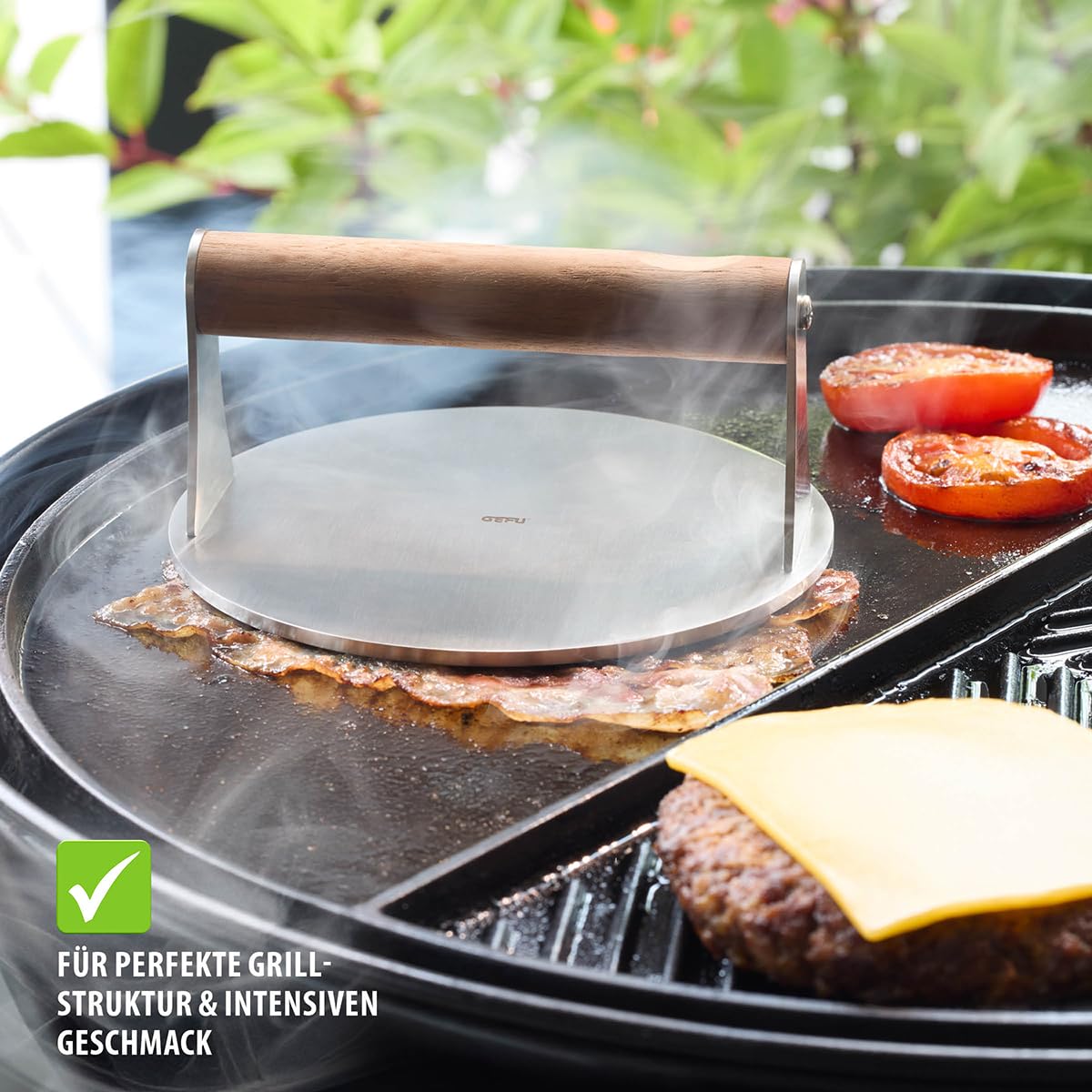 gefu-burgerpresse-bbq-edelstahl-burger-smasher-mit-walnussholzgriff image 4
