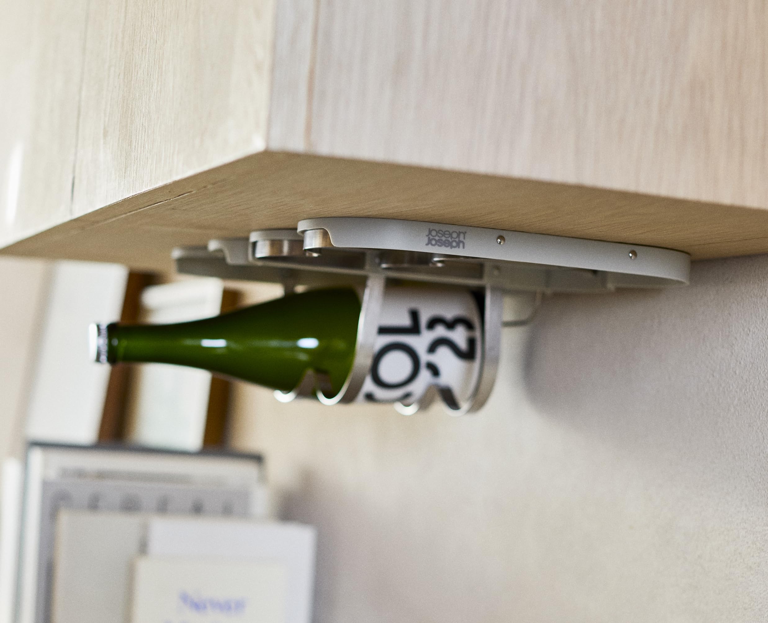 joseph-joseph-cradle-weinregal-f-r-schrankmontage-klappbarer-flaschenhalter-aus- image 7