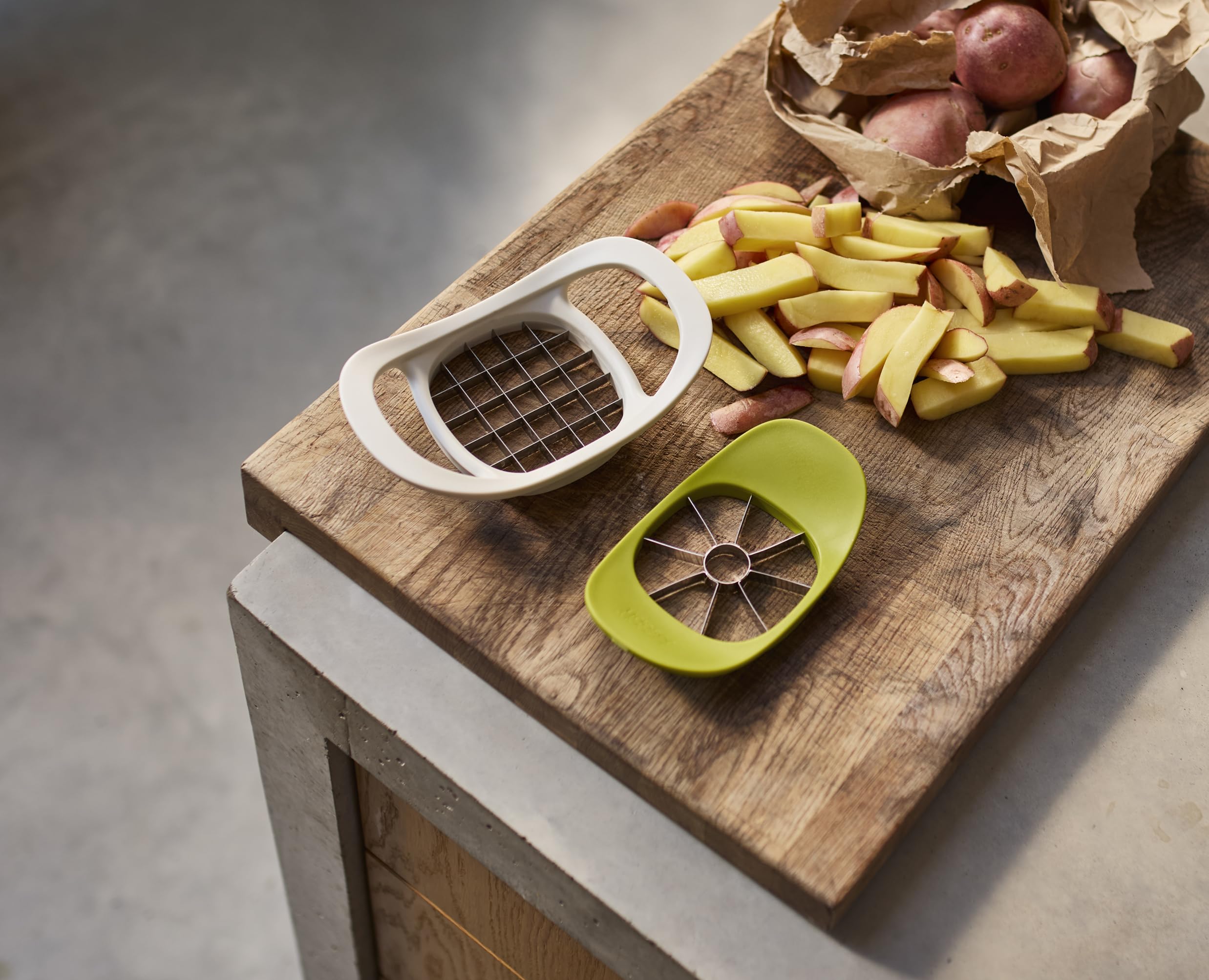 joseph-joseph-nest-press-2-in-1-apfelausstecher-schneider-edelstahl-bpa-frei-sp- image 3