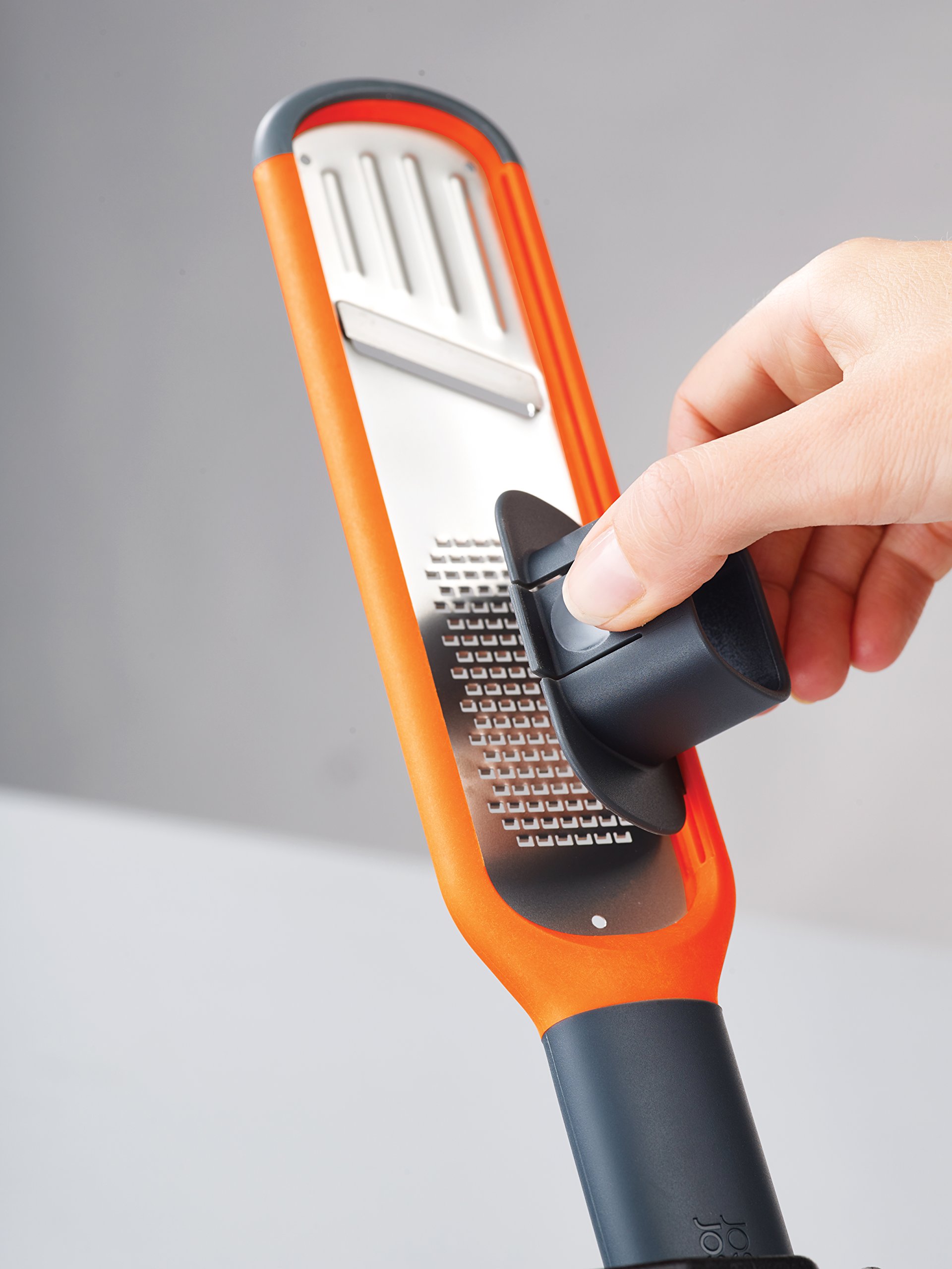 joseph-joseph-handi-grate-2-in-1-mini-reibe-und-schneider-rasiermesserscharfe-ed image 6