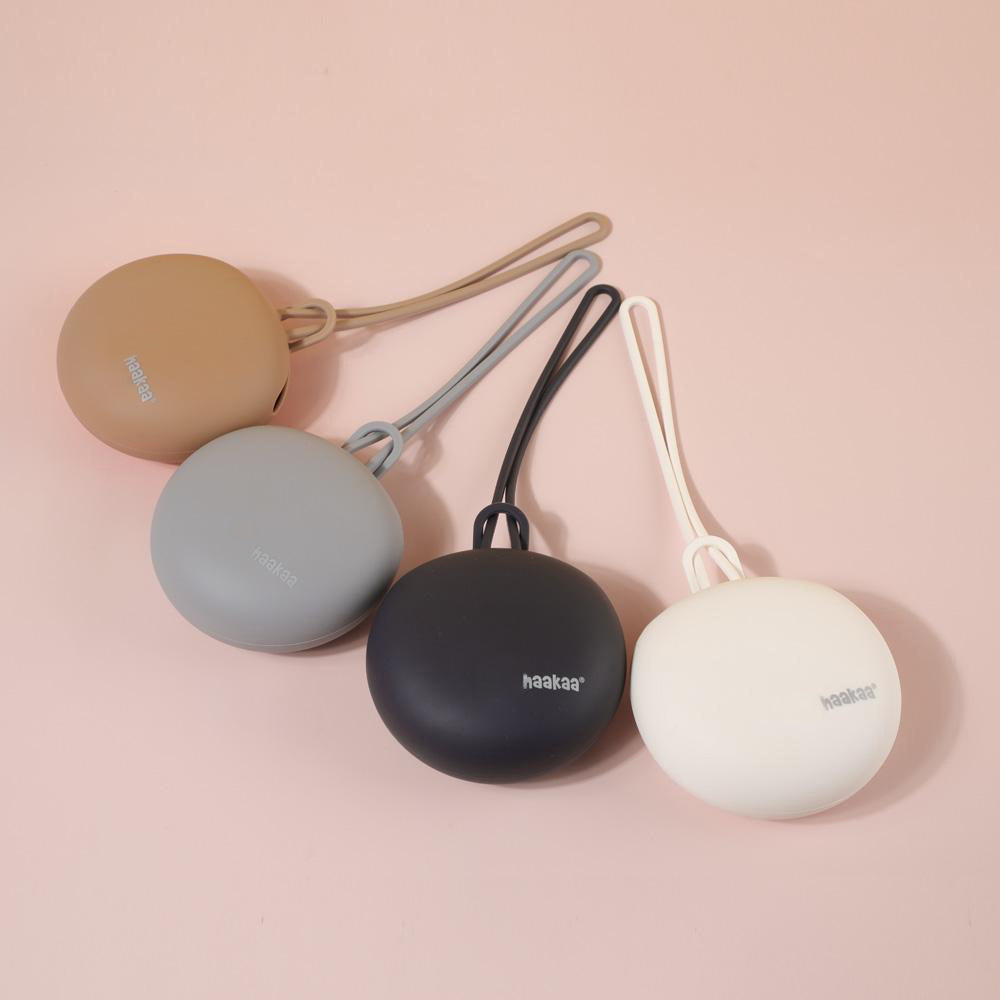 haakaa-silikon-schnullerbox-aufbewahrungsbox-mit-strap-f-r-bis-zu-3-schnuller image 5